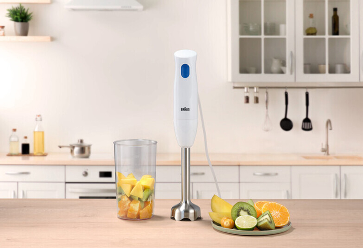 Το ραβδομπλέντερ τοποθετημένο σε ένα πάγκο